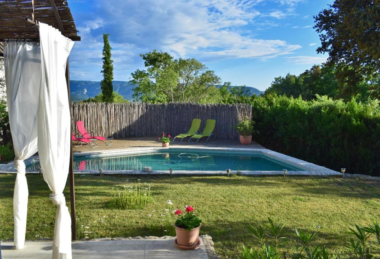 Saba Hotell Cabrières-dʼAvignon Exteriör bild