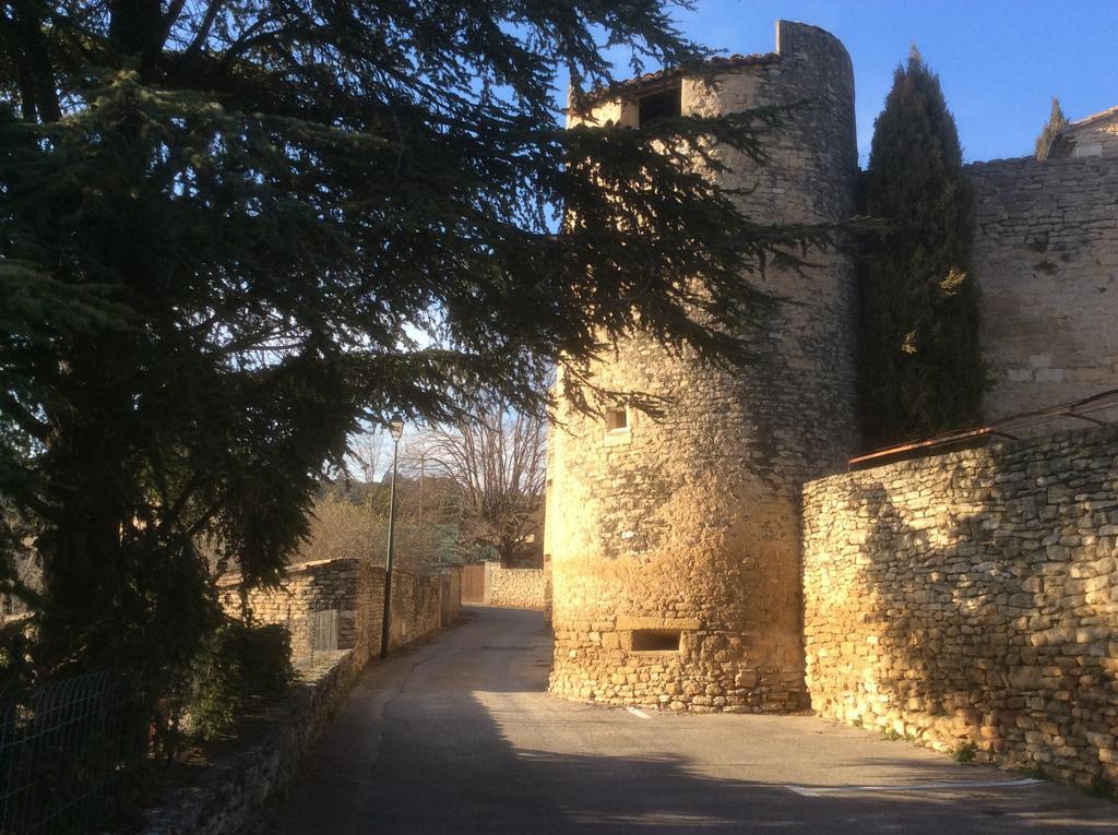 Saba Hotell Cabrières-dʼAvignon Exteriör bild